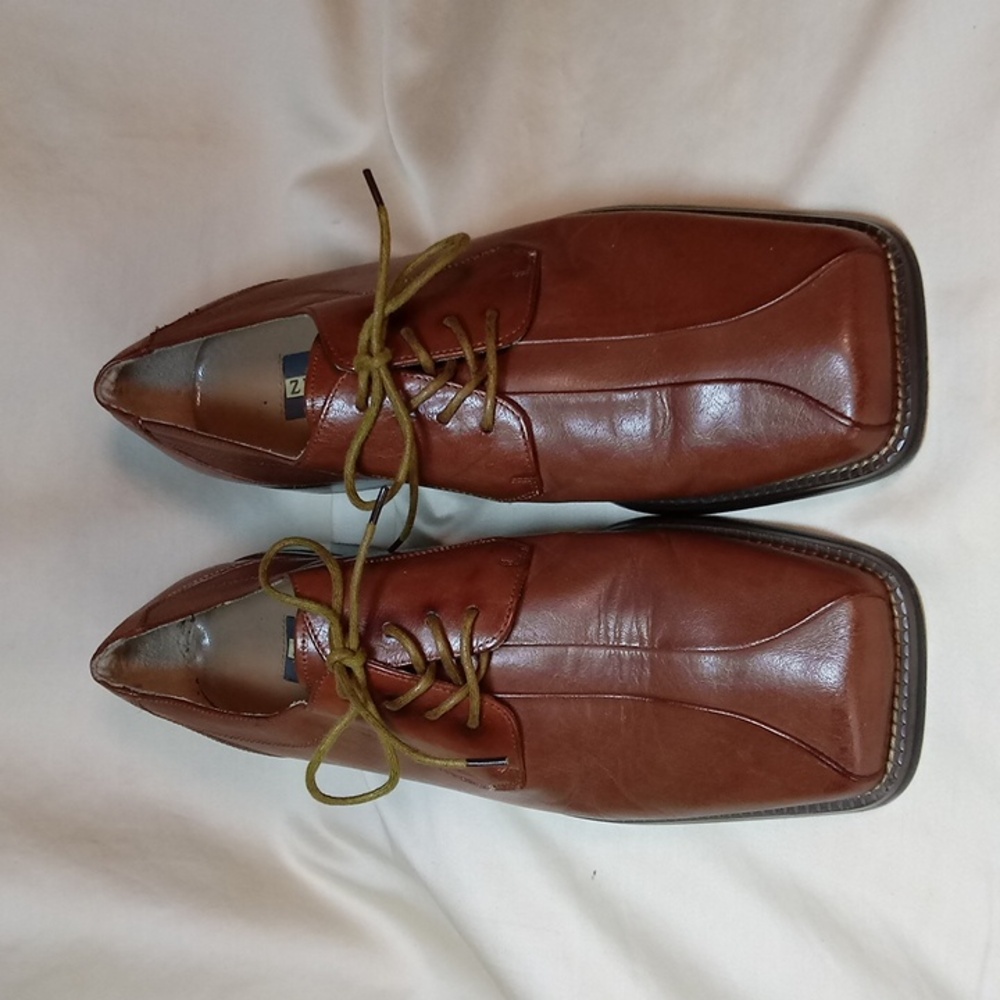 Zengara Leather